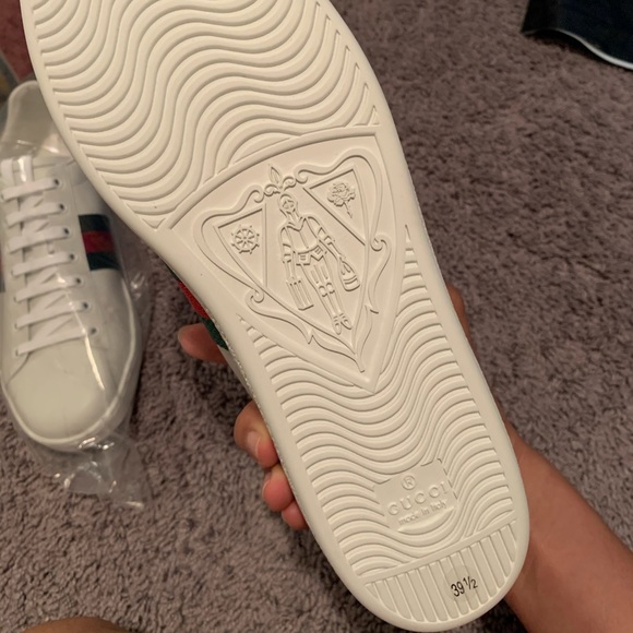 Gucci sneakers - Picture 3 of 4